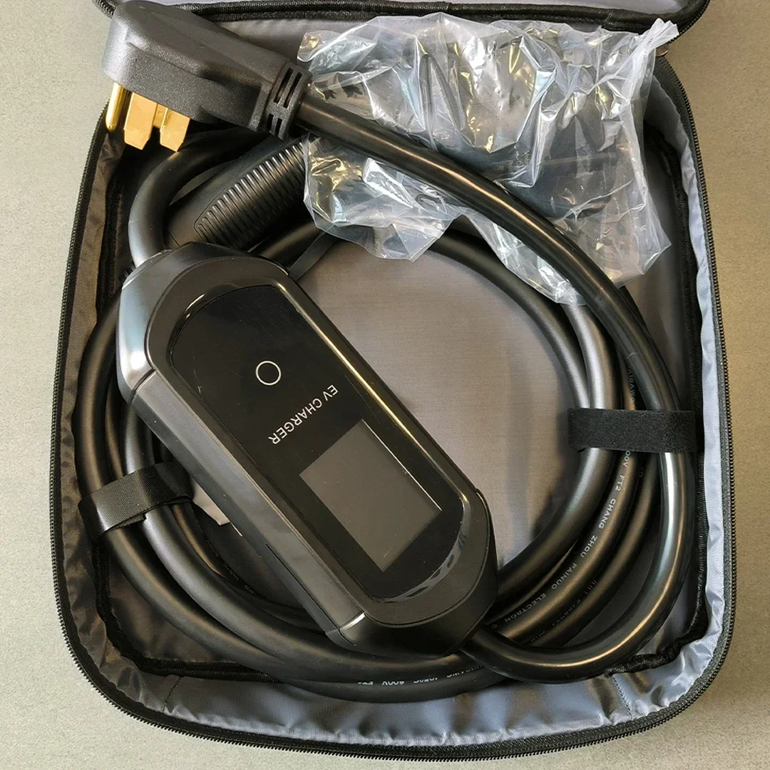 Smart Home Certification - 3相UL認証32Aスマート3.3kW 10メートルシングル電気自動車モバイル32A 7kW家庭用ポータブルEV充電器